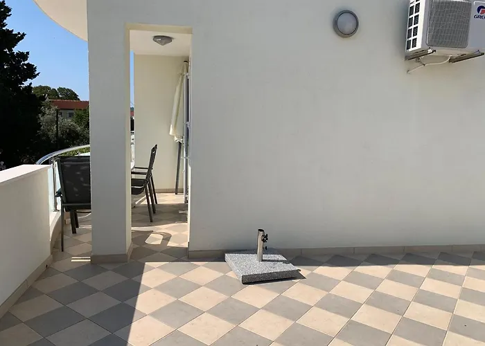 Dumancic Апартаменты Биоград-на-Мору